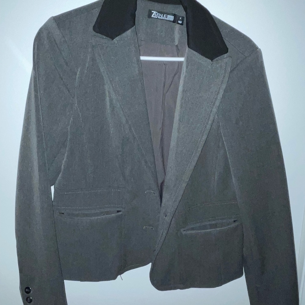 New York & company gray suit jacket with black collar